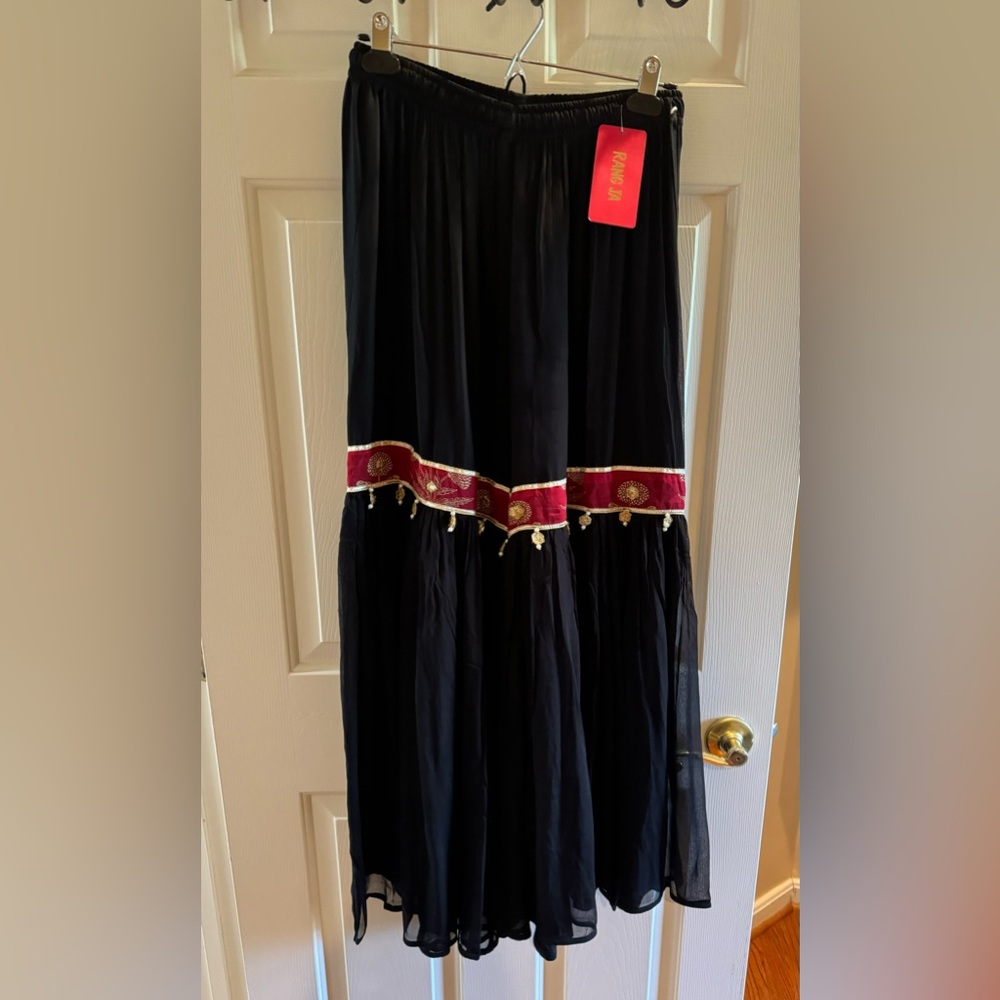 Indian style very wide leg pants with elastic waist. 100% cotton. Fully lined. - Picture 1 of 7